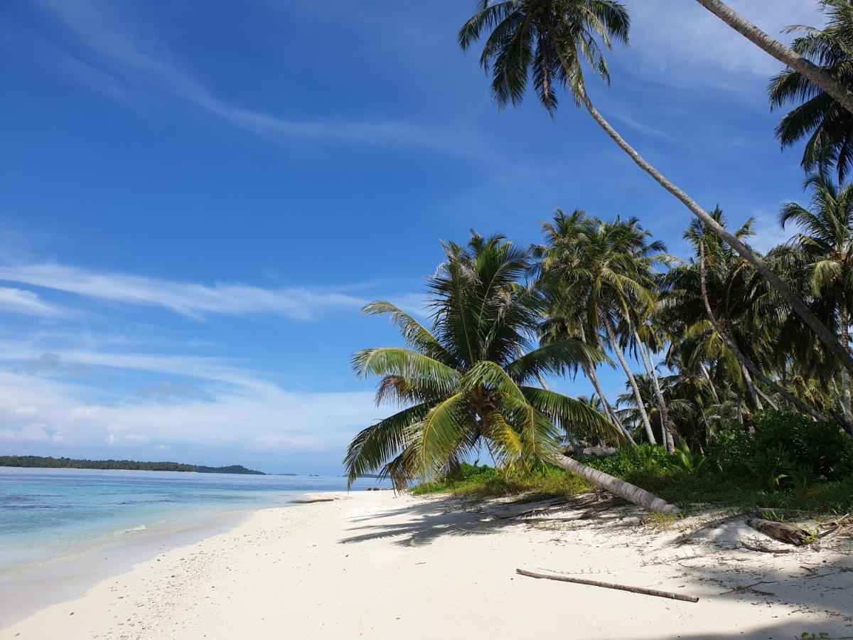 מלון Alaban Tailana Island Pulau Banyak מראה חיצוני תמונה